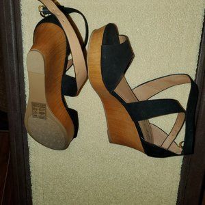 Black sandals